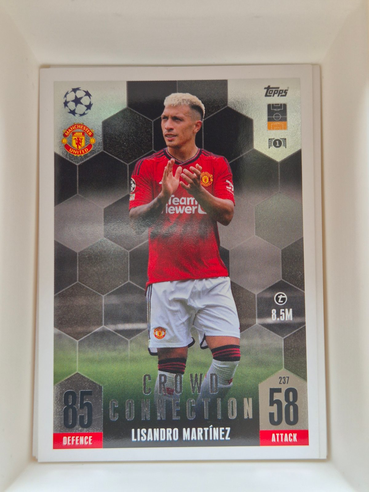 Lisandro Martínez – Manchester United – Topps Match Attax UEFA Champions League #237 Crowd Connection Base